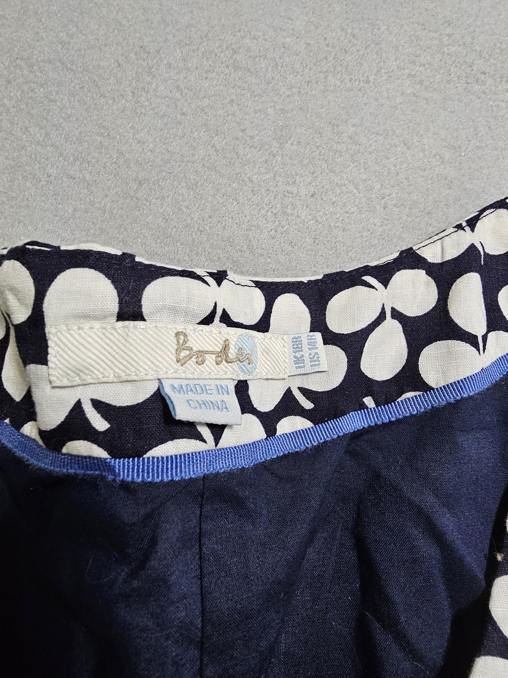 Boden Linen Cotton Navy White Print Fit & Flare Midi Dress Size 14 Pockets - Picture 4 of 10
